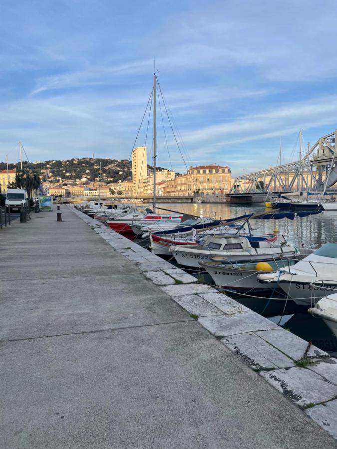 Appartement T2, Climatise, Wifi, Parking Et Piscine Prives Sete Exterior photo